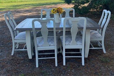Dining Set with leaf & 6 chairs