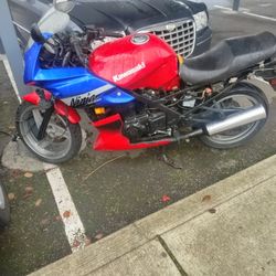 Ninja Kawasaki 500R - For Parts Or Fixup Project 