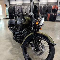 2018 Moonshine Built Harley-Davidson Heritage Classic 114