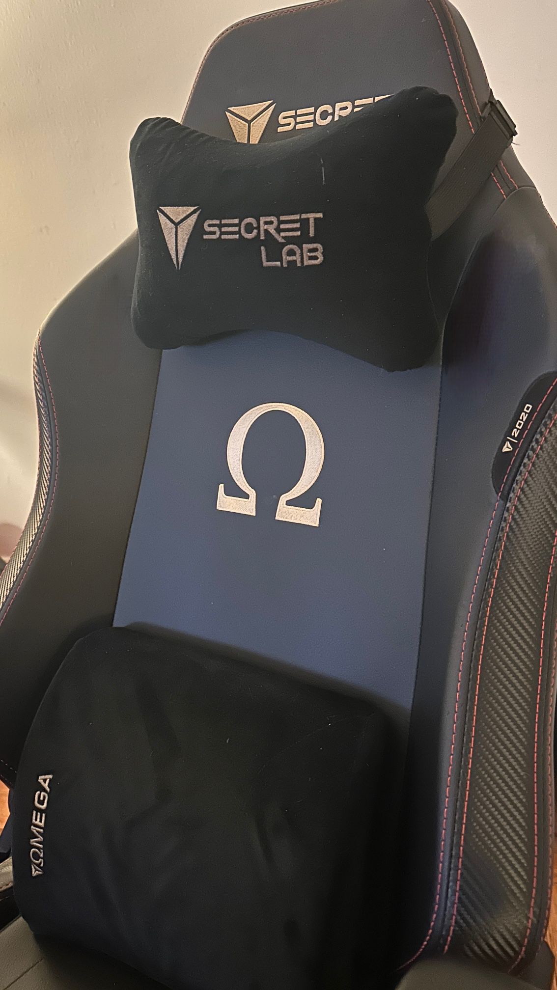 Like New SecretLab Omega Gaming Chair