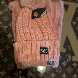 Uggs Winter Hat And Scarf