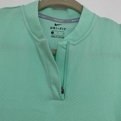 New Nike Golf Top 
