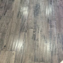  Vinyl Floors