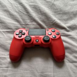 PlayStation 4 Controller (PS4)