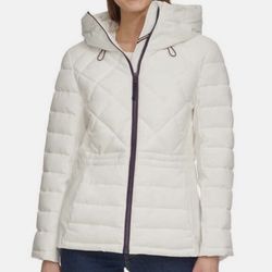 Tommy Hilfiger Women's Cream Quilted Puffer Jacket