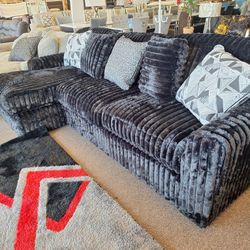 2 Pc. Sectional Color Black 