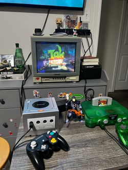 Nintendo GameCube console (silver)