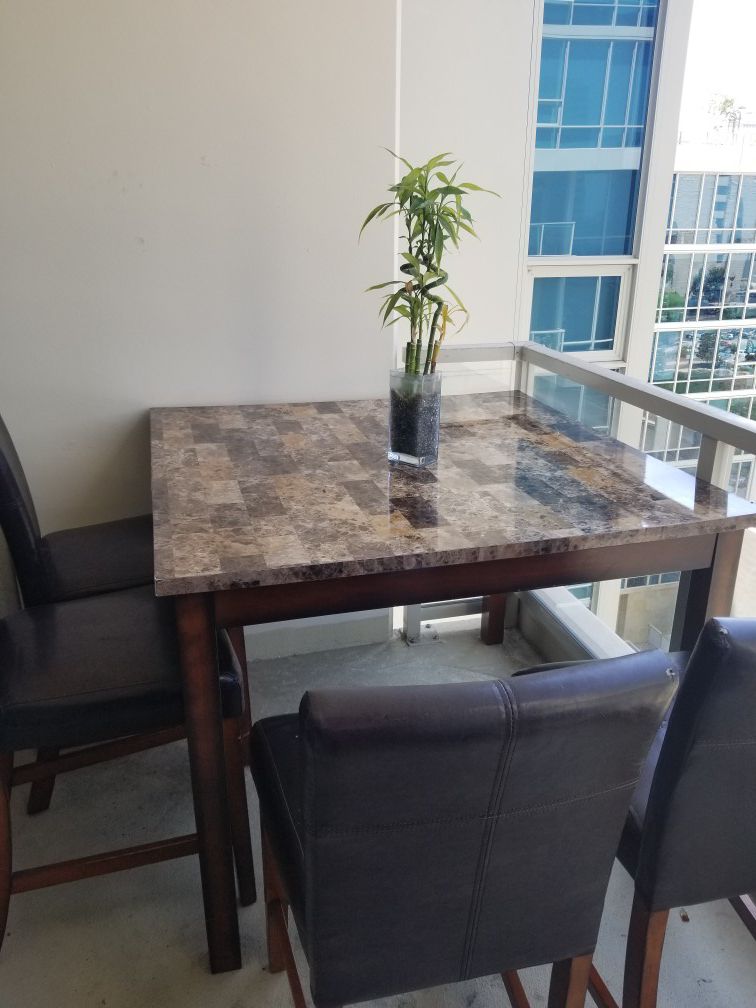 Indoor or outdoor table for sale