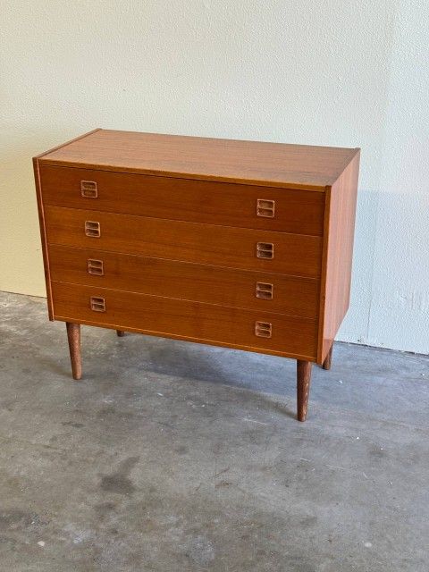 Danish MCM Teak Chest of Drawers — Vintage Small Dresser with Sculpted Pulls 1960s