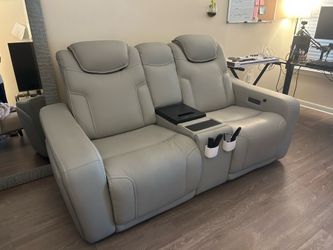 Gilman Creek - Alton Leather Power Recliner