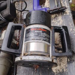 Black & Decker Router 