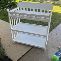 Baby changing table