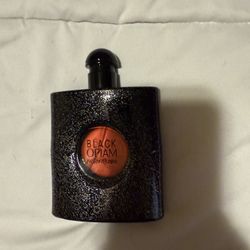 Black Opium perfume 😊