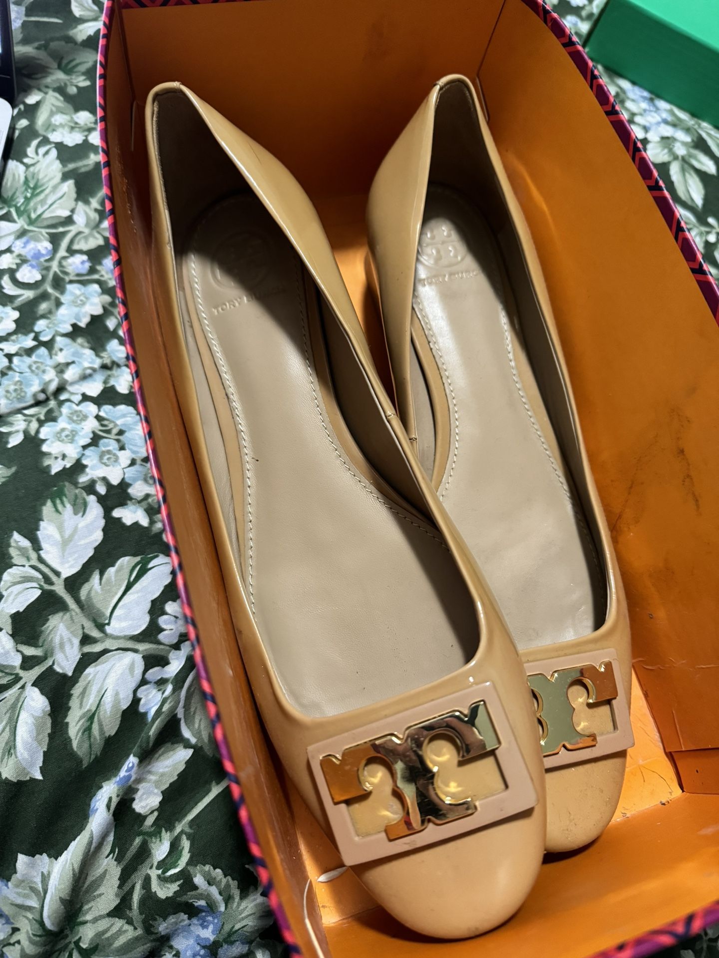 Tory Burch flats