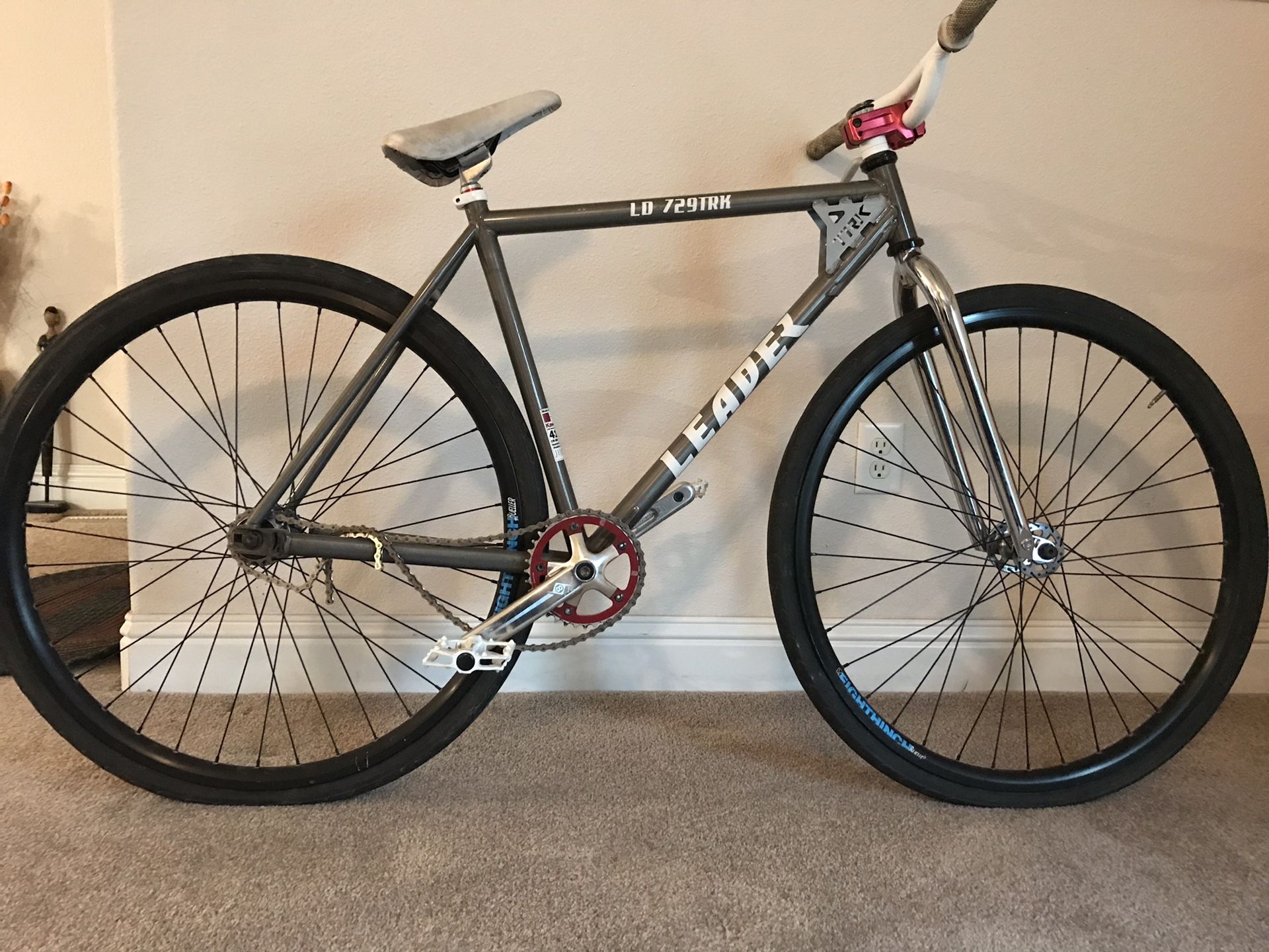 Leader 729 TRK RARE