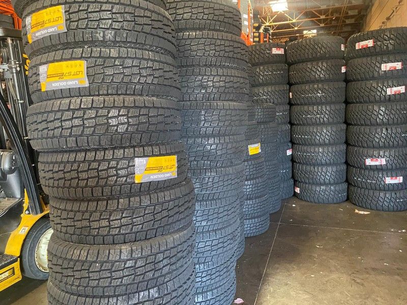 265 70 18 New Set Tires