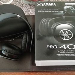 Yamaha PRO 400 Headphones (Like New)
