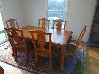Solid Oak Dining Room Set