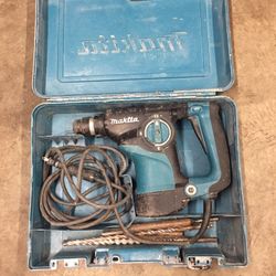 Makita SDS Plus Rotary Hammer