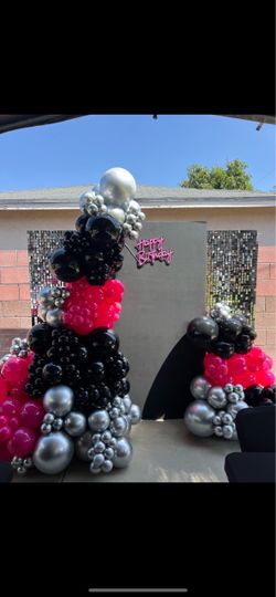 Balloon garland , backdrop party decor