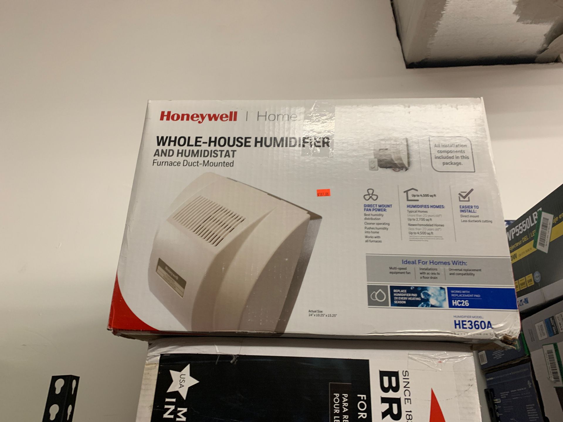 Whole house humidifier and humidistat