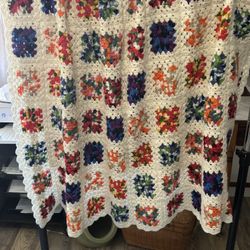 Granny Square Knitted blanket 