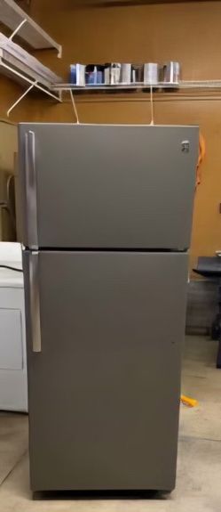 Stainless Steel Top Freezer Refrigerator – Clean & Good Condition