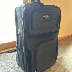 25” Suitcase - Medium Checked Bag - Travel Select Brand