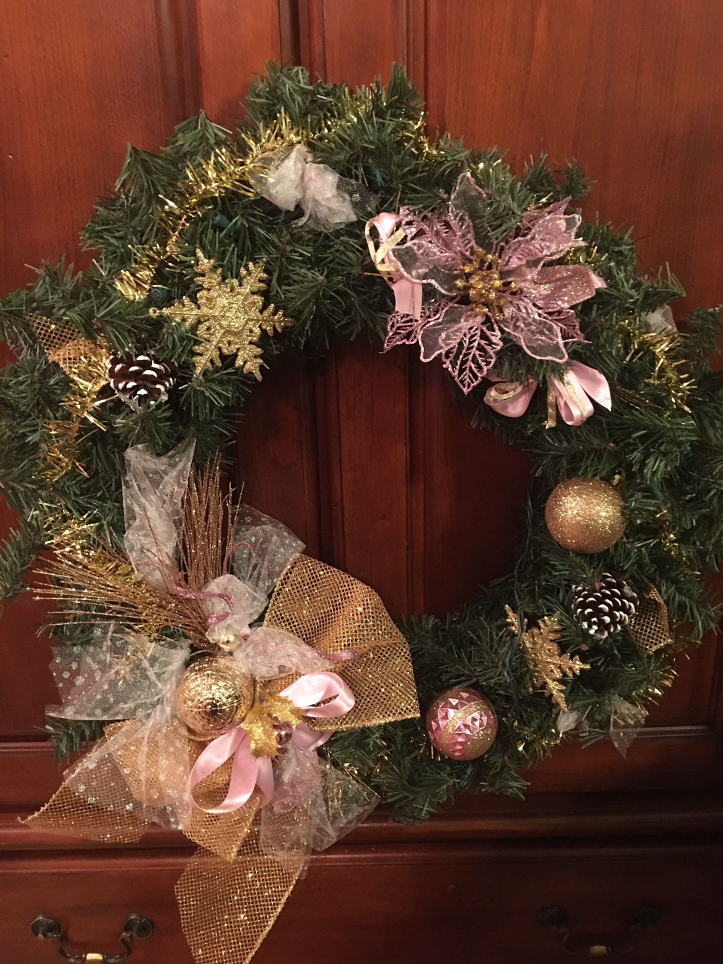 Christmas door wreath, 24 in size
