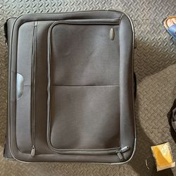 Samsonite Rolling Garnet Bag