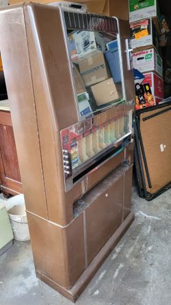 1950s  Vintage Candy Vending Machine 