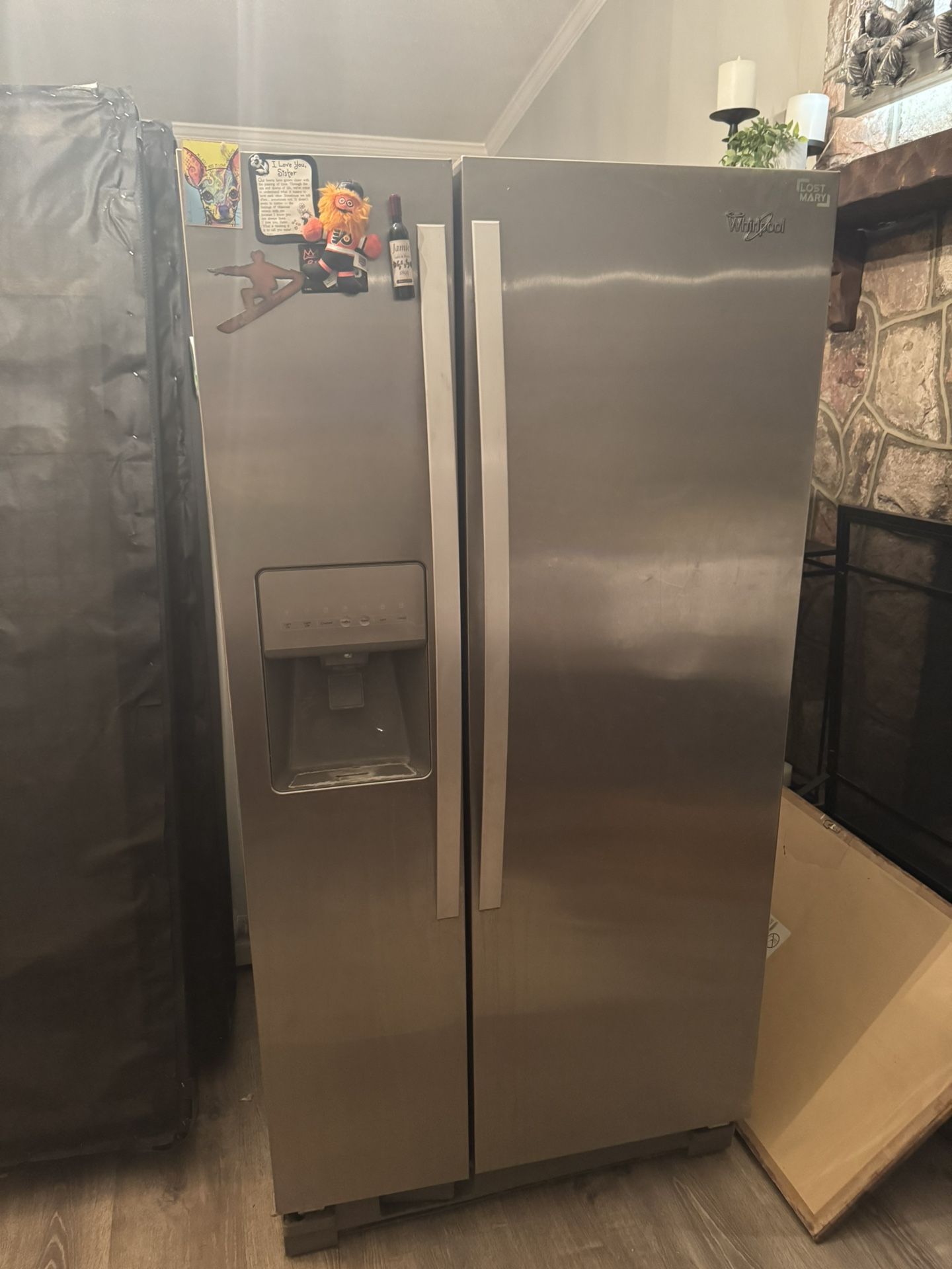 Whirlpool stainless steel refrigerator 