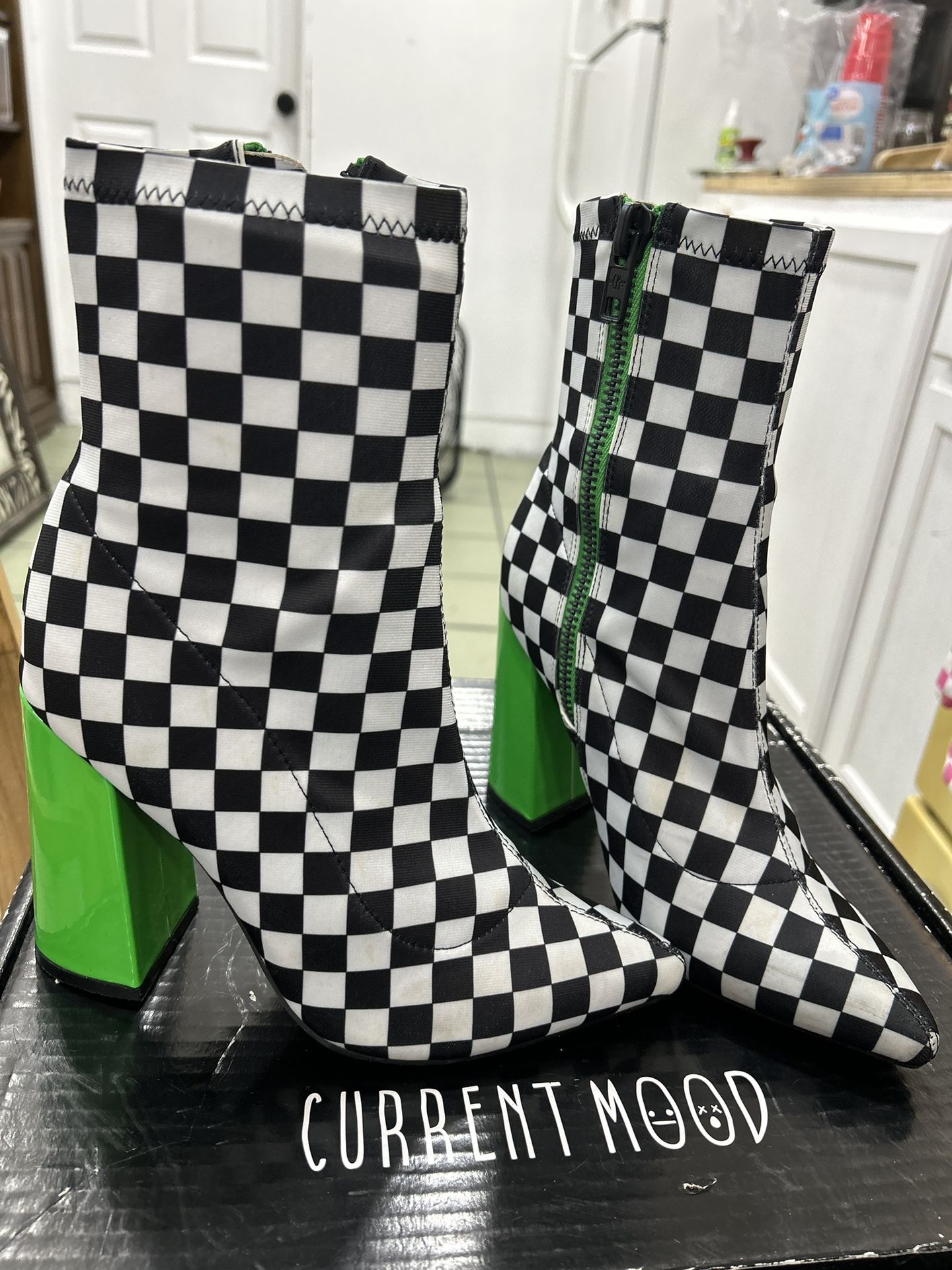 Size 7wm Current Mood Checkered Ankle Boot