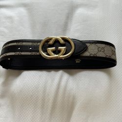 👩‍💼Gucci Belt (unisex) size 60 or 24inches