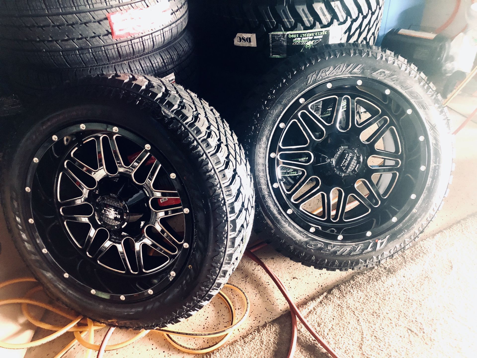 20 inch Impact rims and tires 5x150 and 5x139.7 Ram Tacoma Espanol /English