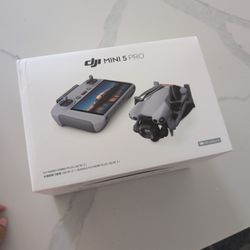 DJI Mini 5 Pro Fly More Combo