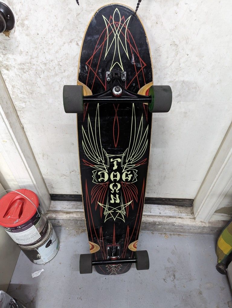 Dogtown Pinstripe Longboard