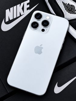 iPhone 15 Pro Max - 256GB - Unlocked 🔓