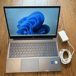 HP laptop 15” Touchscreen/16GB RAM/512GB SSD/Windows 11