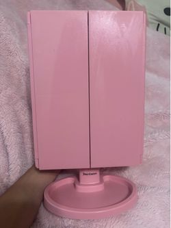 Juicy Couture Pink Mirror