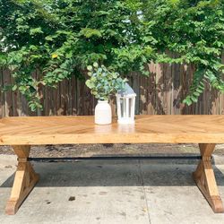 Custom  Dining Table Farm House farmhouse Modern Rustic Set Bench Restoration Hardware Breakfast Oval Table Solid Wood Custom Handcrafted Counter Bar 