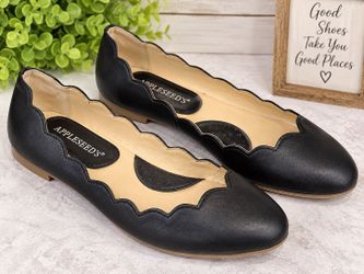Women's Black Ballet Flats Size 8W Wide - Like New