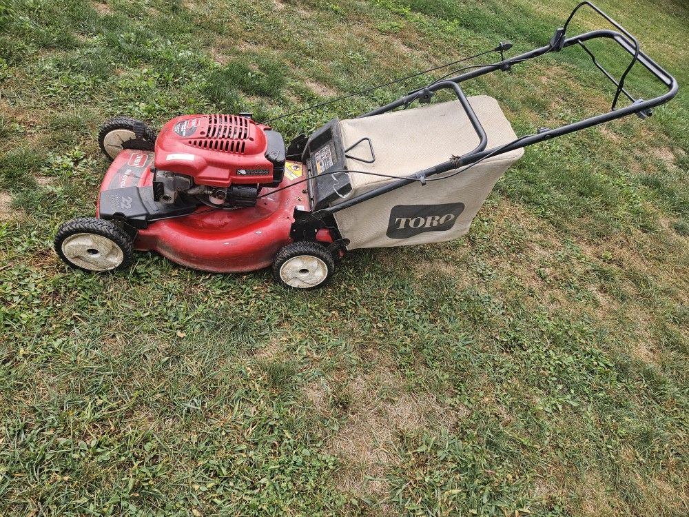Toro Self-propelled Mower Runs As Is No Warranty Cash Only $200.00