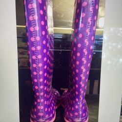 Size 2 rain boots