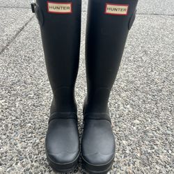 Women’s Hunter boots size 7 - $40