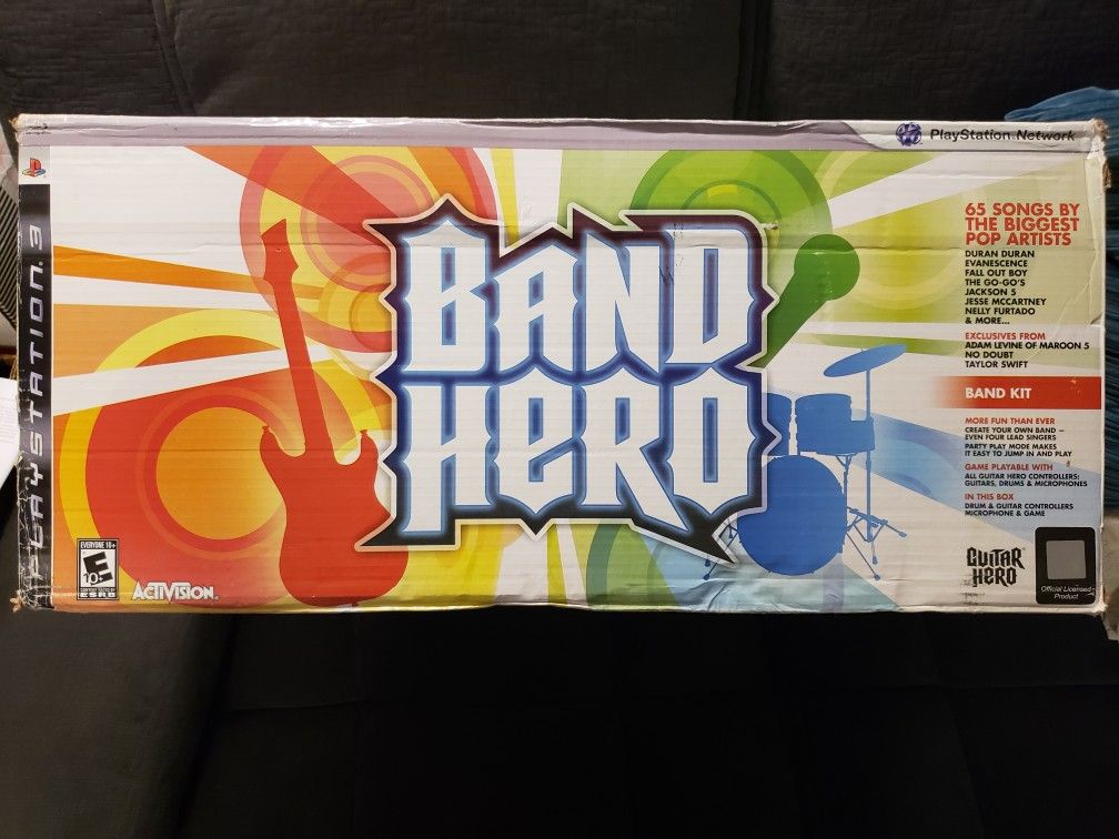 PS3 Band Hero featuring Taylor Swift - Super Bundle