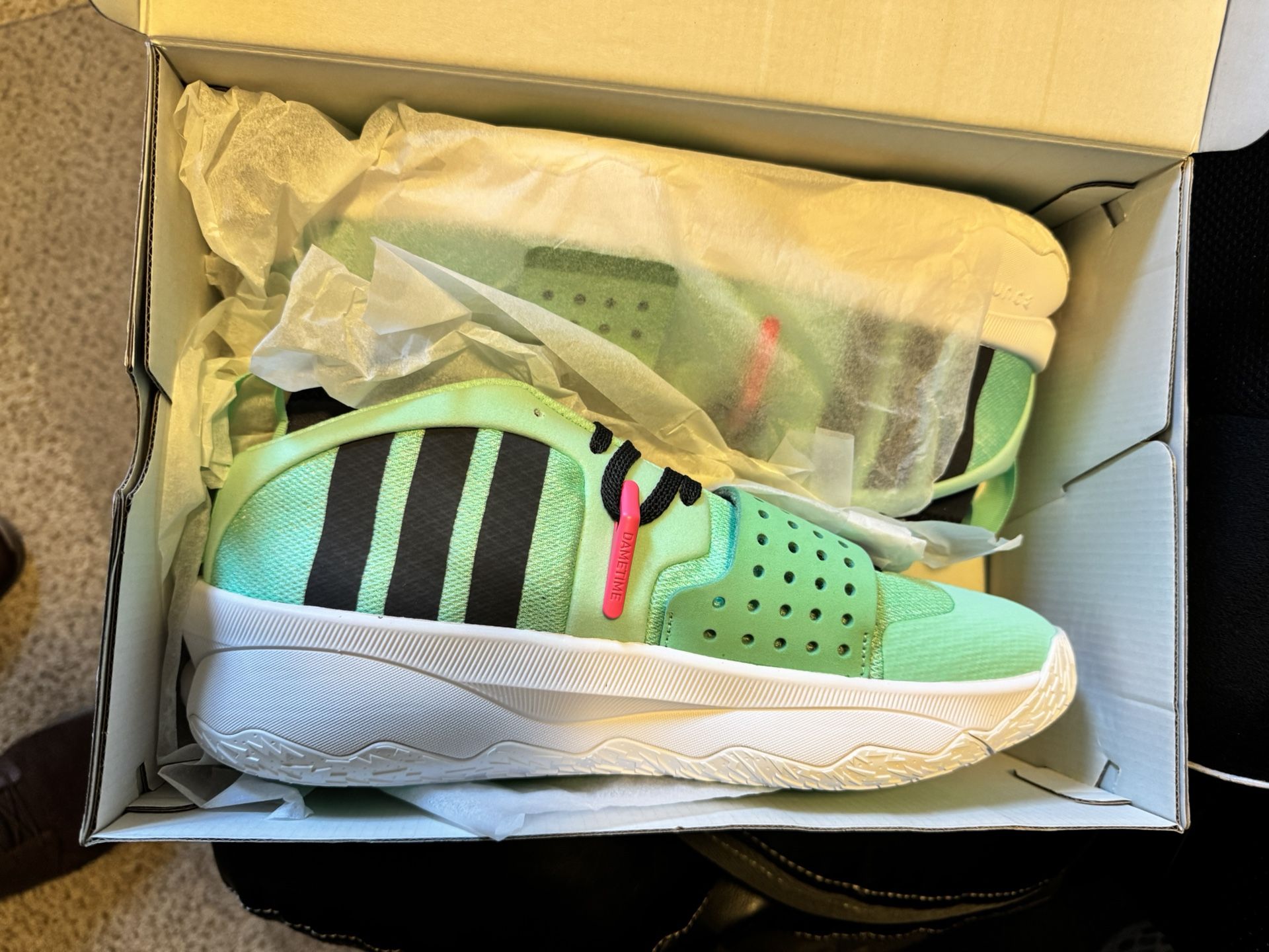 Basketball Shoes, Adidas DAME 8, New in Box, Seafoam color