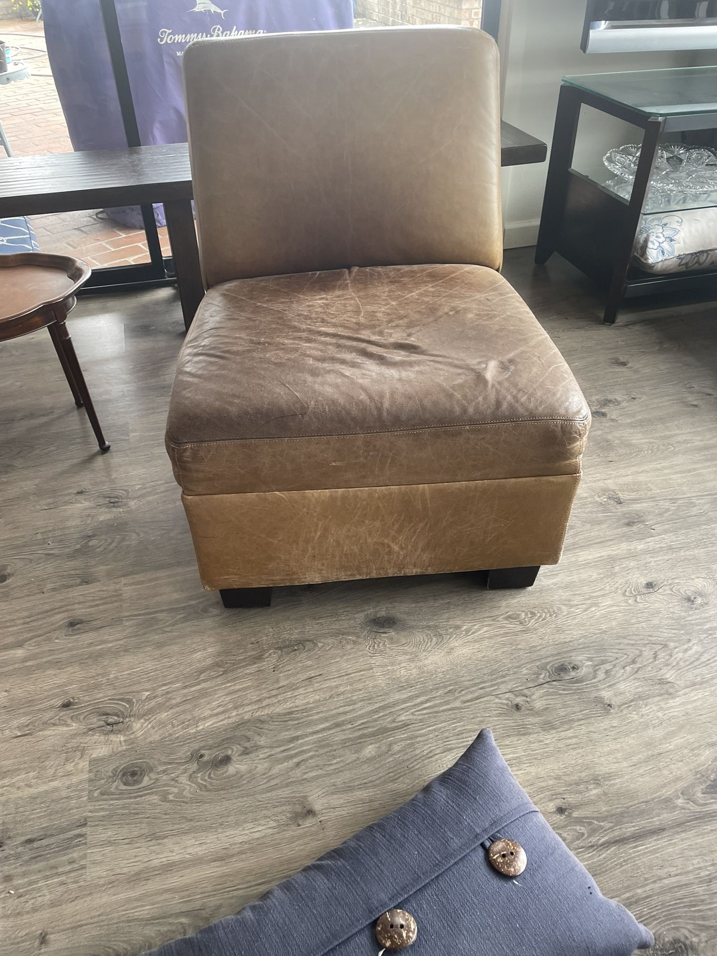Pottery Barn Leather Chairs for Sale in Federal Way, WA OfferUp