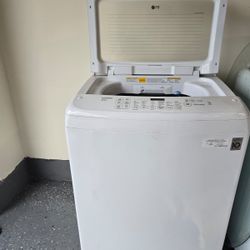 LG Washer/Dryer Set - Large