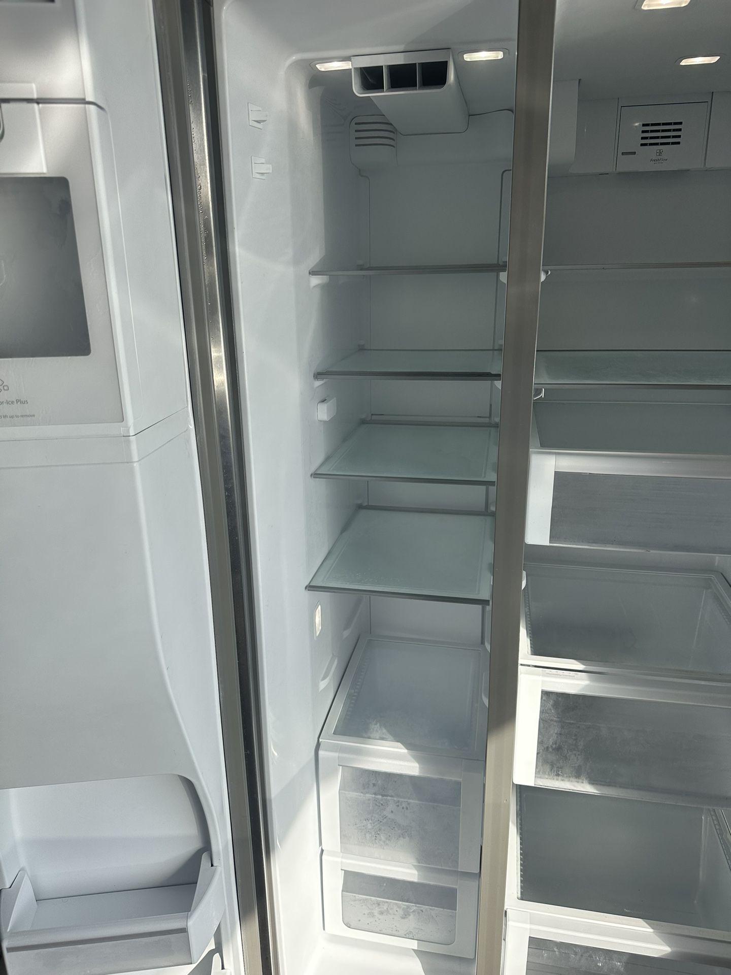 Side By Side Refrigerator